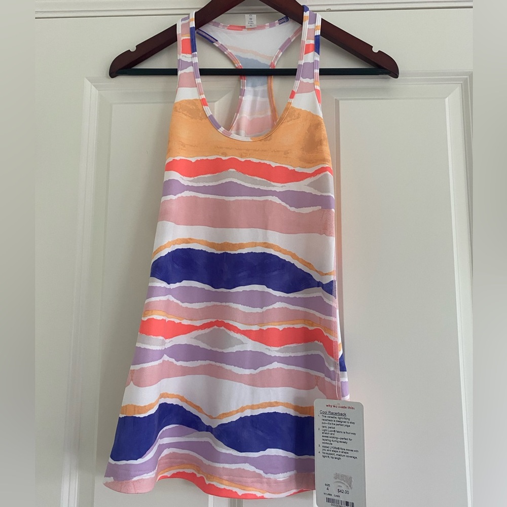 Lululemon womens workout tank top size 4